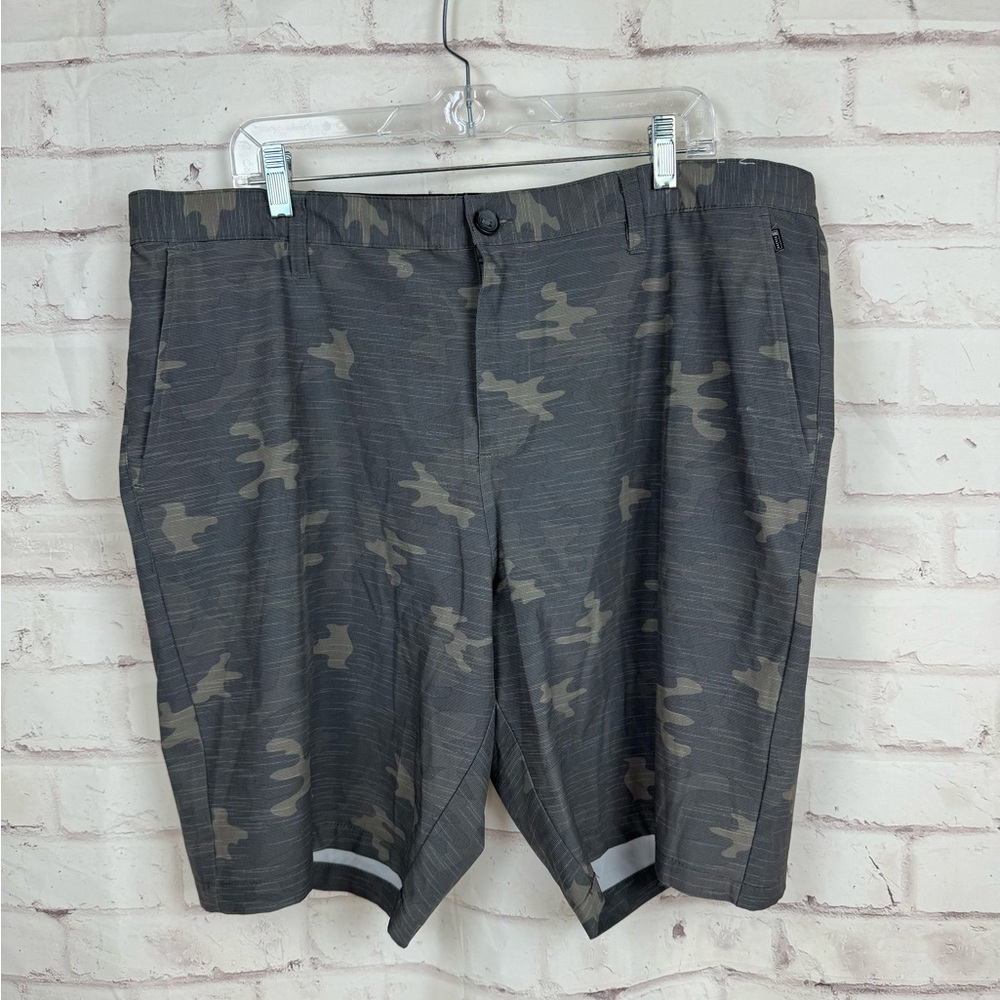 Visive Land or Water Shorts Size 40